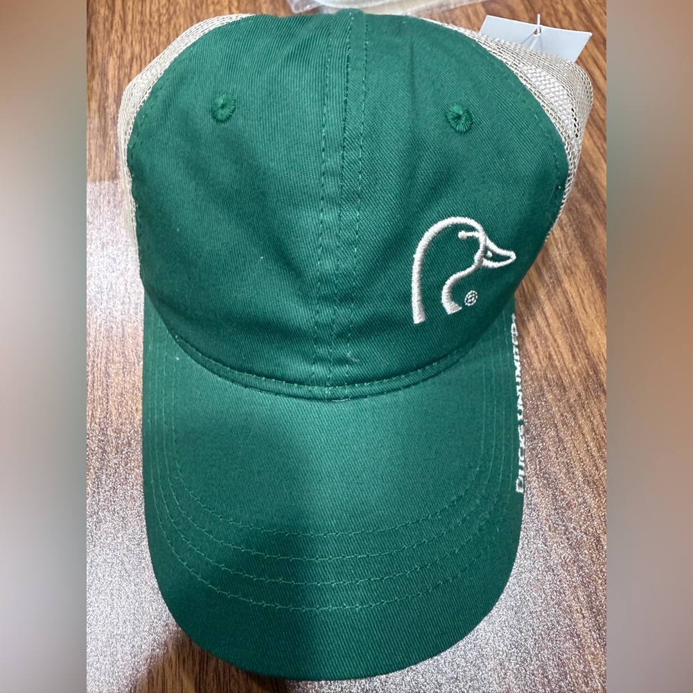 NWT Mens Ducks Unlimited Green Trucker Cap Hat Baseball Adjustable